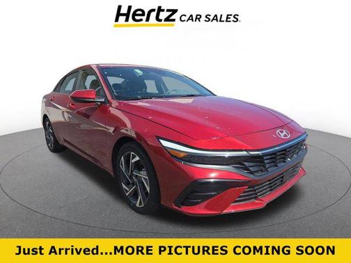 2025 Hyundai ELANTRA SEL