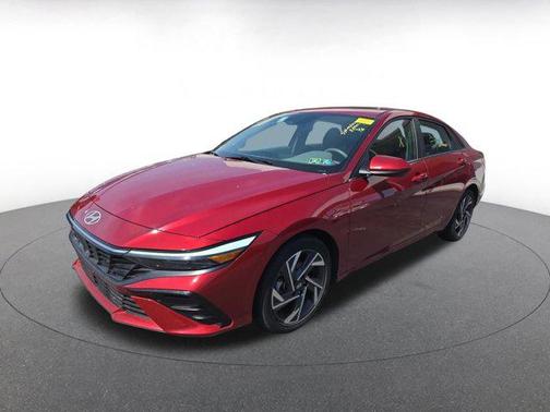 2025 Hyundai ELANTRA SEL