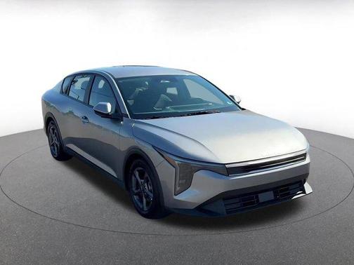 Steel Gray 2025 Kia K4 LXS