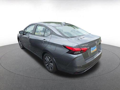 2023 Nissan Versa 1.6 SV
