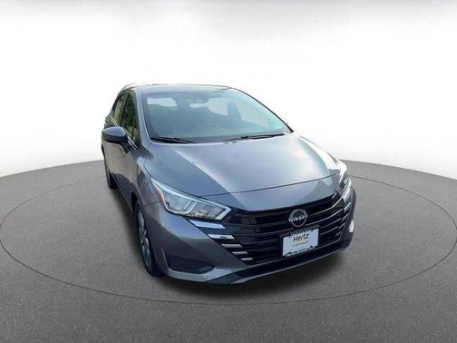 2023 Nissan Versa 1.6 SV