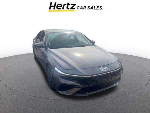 2025 Hyundai ELANTRA SEL