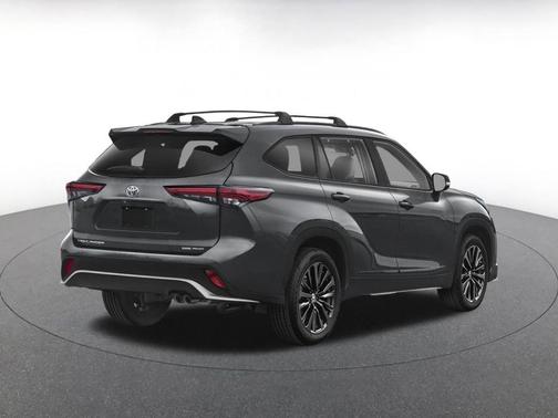 Gray 2025 Toyota Highlander XSE