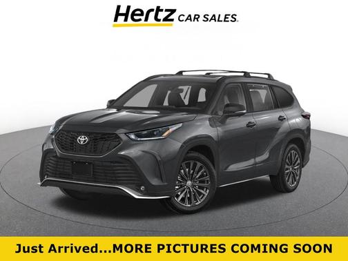 Gray 2025 Toyota Highlander XSE