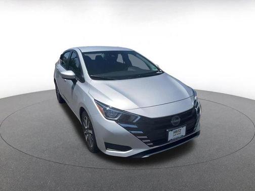2023 Nissan Versa 1.6 SV