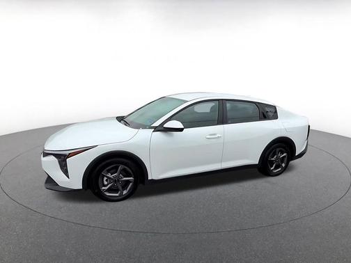 Snow White Pearl 2025 Kia K4 LXS