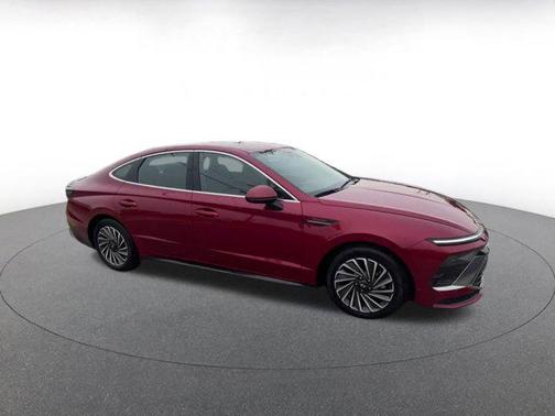 2024 Hyundai SONATA Hybrid SE