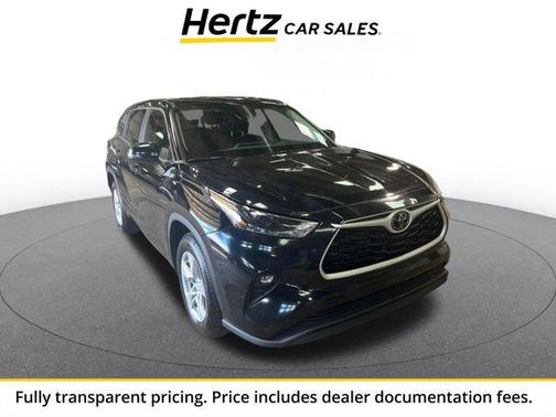 Midnight Black Metallic 2025 Toyota Highlander LE