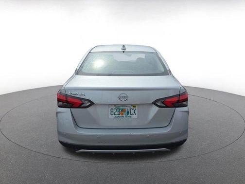 Brilliant Silver Metallic 2025 Nissan Versa 1.6 SV