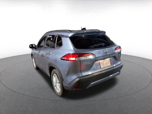 2025 Toyota Corolla Cross LE