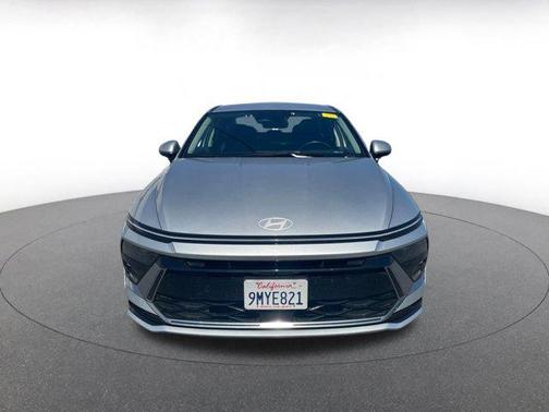 2024 Hyundai SONATA Hybrid SE