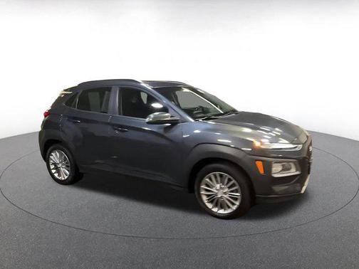 2020 Hyundai KONA SEL Plus