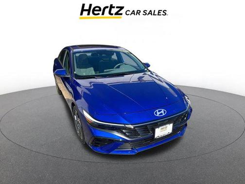 2025 Hyundai ELANTRA SEL