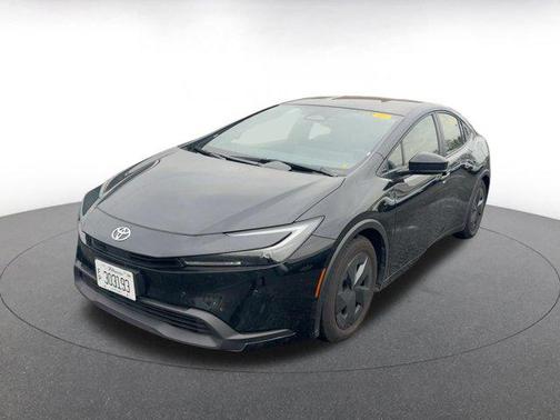 2025 Toyota Prius LE