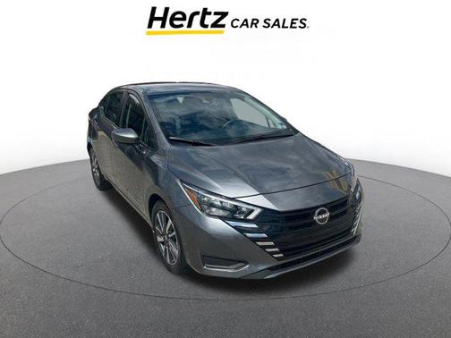 Gun Metallic 2025 Nissan Versa 1.6 SV