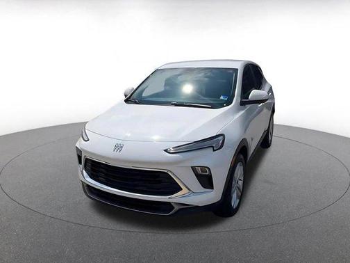 Summit White 2025 Buick Encore GX Preferred