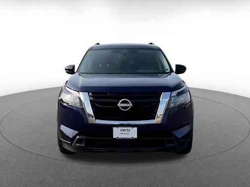 2025 Nissan Pathfinder SV FWD