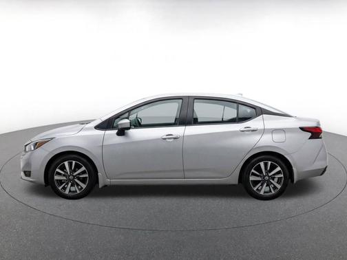Brilliant Silver Metallic 2025 Nissan Versa 1.6 SV