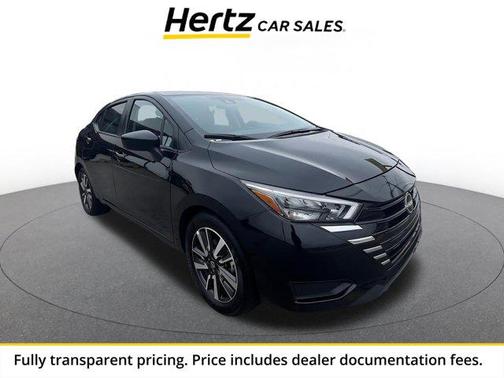 Super Black 2025 Nissan Versa 1.6 SV