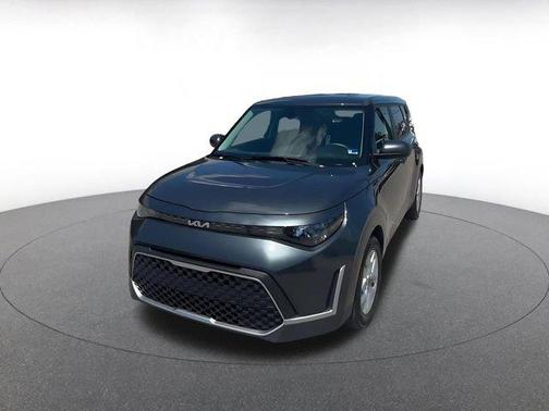 Gravity Gray 2025 Kia Soul LX