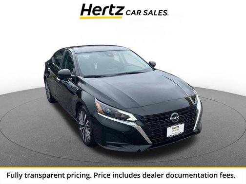 Super Black 2025 Nissan Altima SV FWD