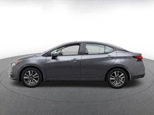 Gun Metallic 2025 Nissan Versa 1.6 SV