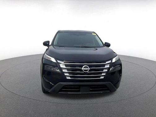 Super Black 2025 Nissan Rogue SV