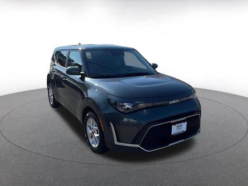 Gravity Gray 2025 Kia Soul LX