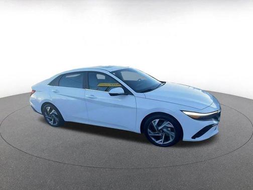 2025 Hyundai ELANTRA HEV Limited