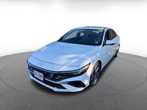 2025 Hyundai ELANTRA HEV Limited