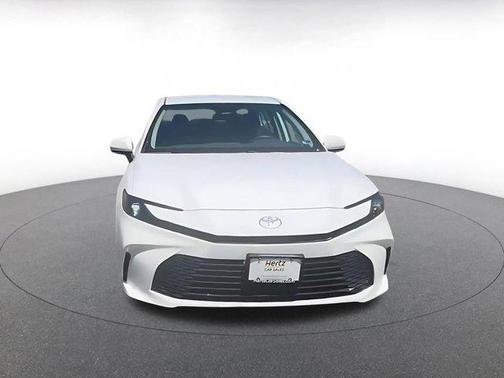 Ice Cap 2025 Toyota Camry LE