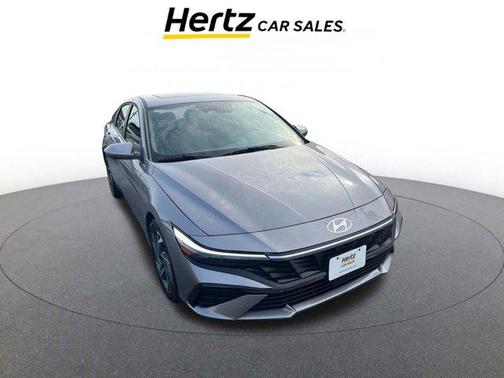 2025 Hyundai ELANTRA SEL