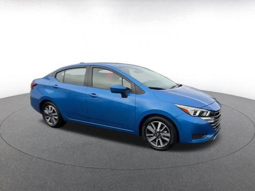 2023 Nissan Versa 1.6 SV
