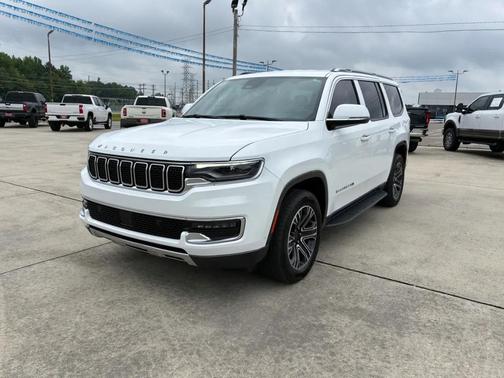 Bright White Clearcoat 2022 Jeep Wagoneer Series III 4x4