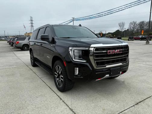 2021 GMC Yukon XL 4WD AT4