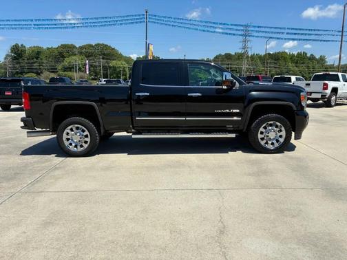 Onyx Black 2018 GMC Sierra 2500 Denali