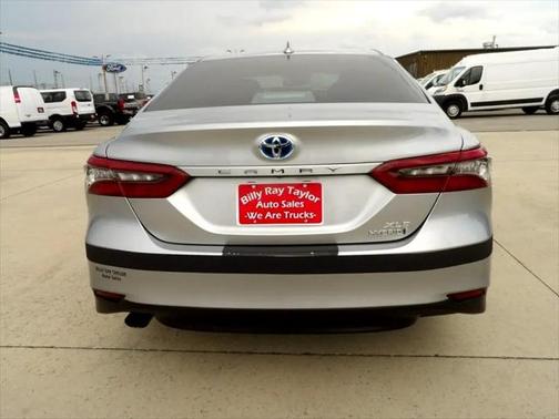 2024 Toyota Camry Hybrid XLE