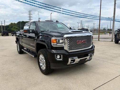 Onyx Black 2017 GMC Sierra 2500 Denali
