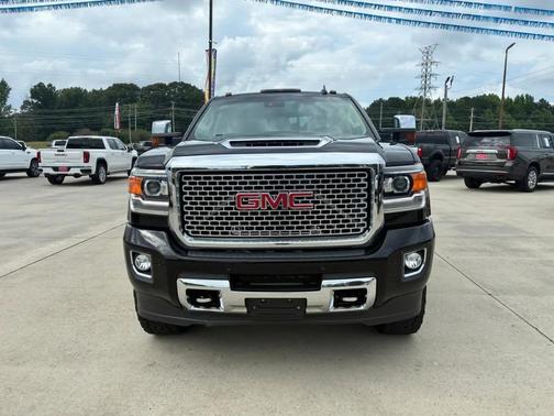 Onyx Black 2017 GMC Sierra 2500 Denali