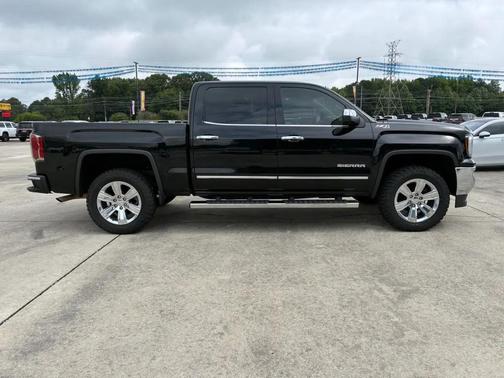 Onyx Black 2017 GMC Sierra 1500 SLT