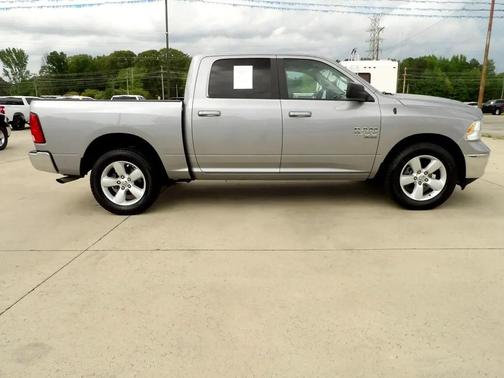 2021 RAM 1500 Classic SLT