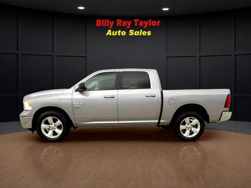 2021 RAM 1500 Classic SLT