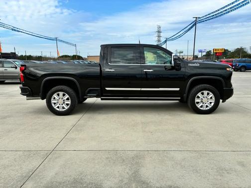 2024 Chevrolet Silverado 2500 High Country