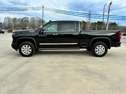 2024 Chevrolet Silverado 2500 High Country