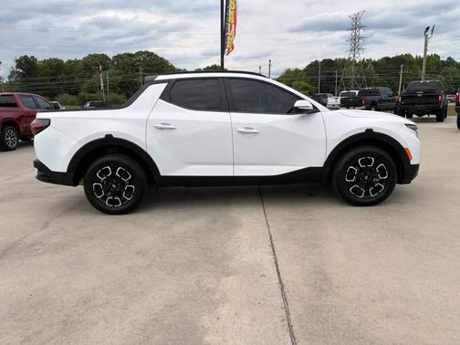 Ice White 2022 Hyundai SANTA CRUZ SEL Premium