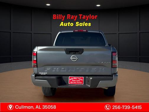 2024 Nissan Frontier SV