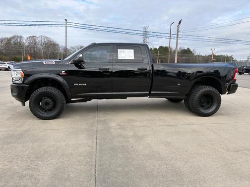 2020 RAM 3500 Tradesman Crew Cab 4x4 8' Box