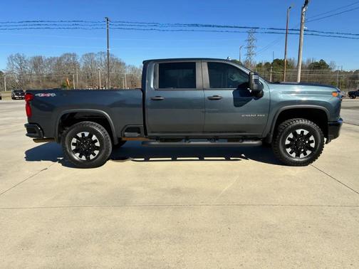 2020 Chevrolet Silverado 2500 Custom