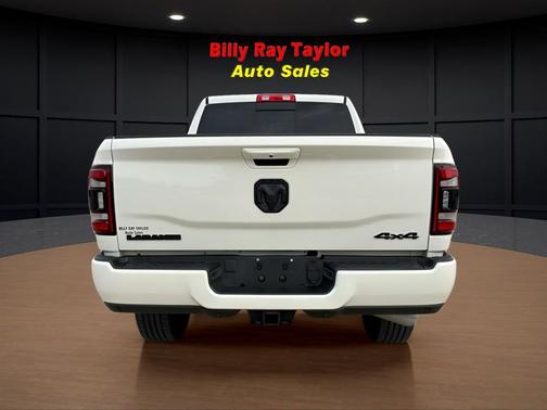 2021 RAM 2500 Laramie Crew Cab 4x4 6'4' Box