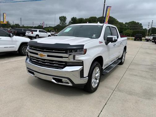 WHITE 2021 Chevrolet Silverado 1500 LTZ